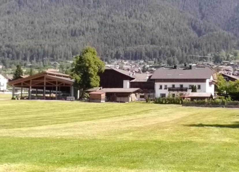 Ban Hilba Falzes Exterior foto