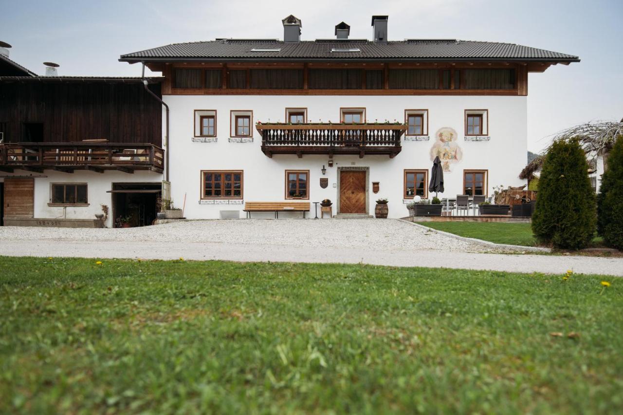 Ban Hilba Falzes Exterior foto